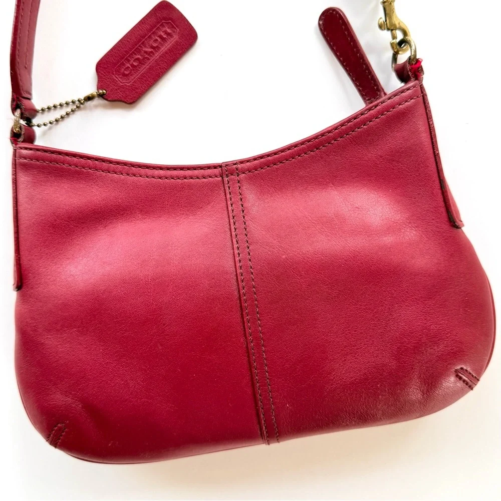 Vintage Y2K Coach Legacy West Demi Shoulder Bag 9295 Red Glovetanned Leather